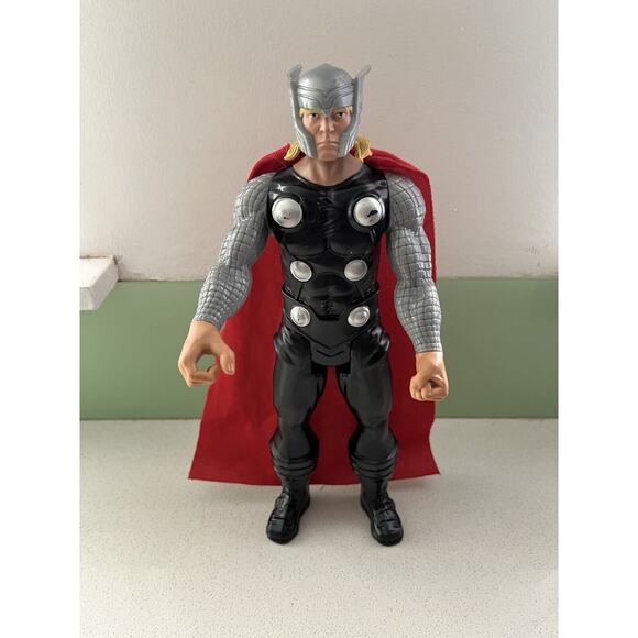2013 Marvel Avengers Titan Hero Series Thor 12 Inch Action Figure - Picture 1 of 6